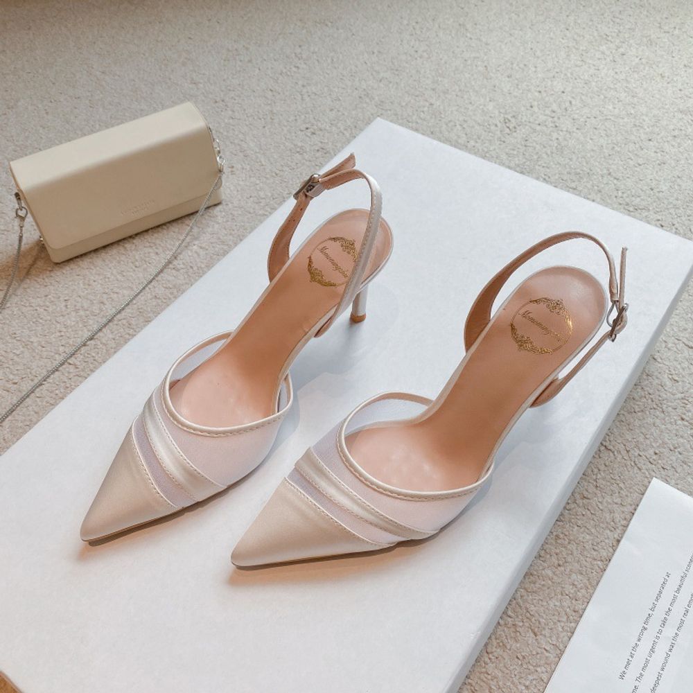 Pointed-toe stiletto high heels