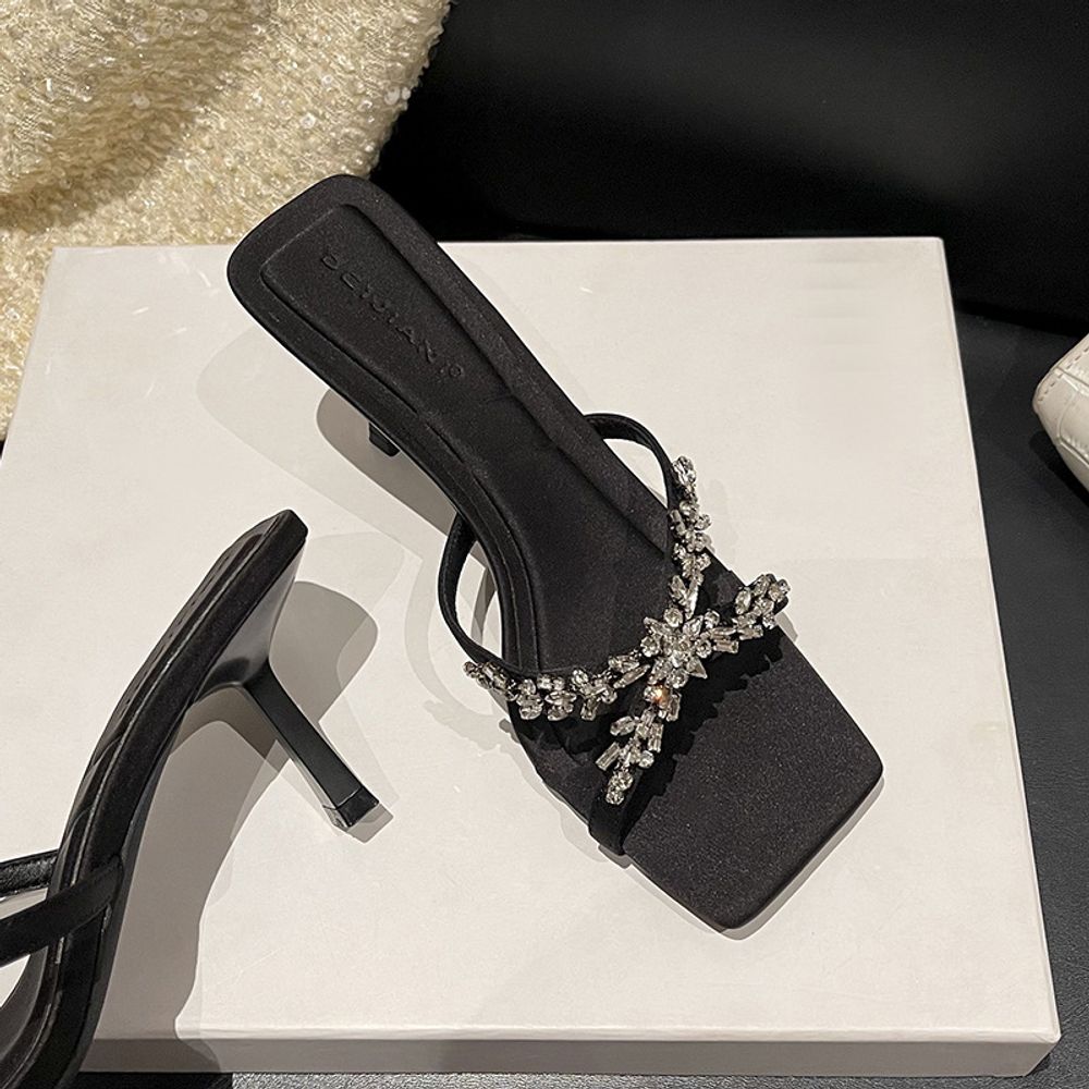 Rhinestone design high-heeled sandals