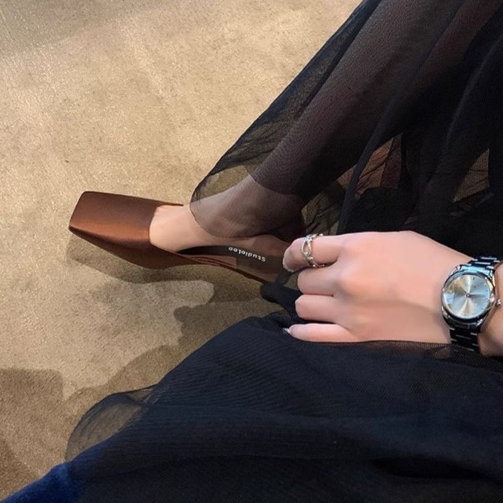 Square-toe Mules Slippers