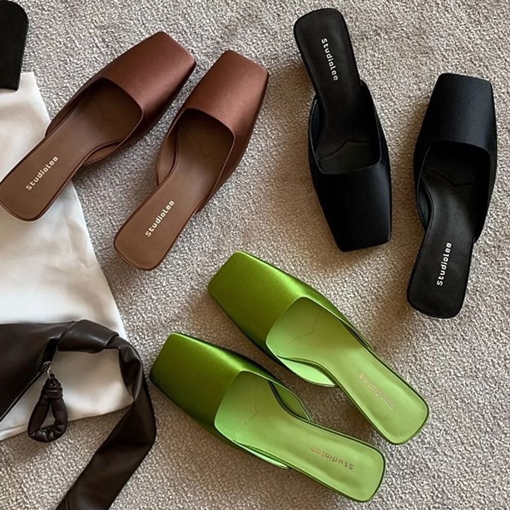 Square-toe Mules Slippers