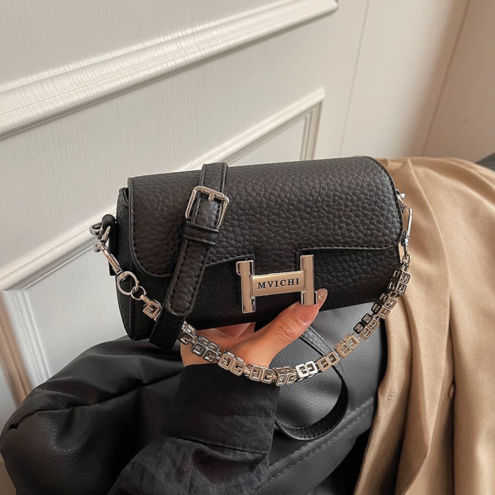 Diamond Chain Messenger Bag