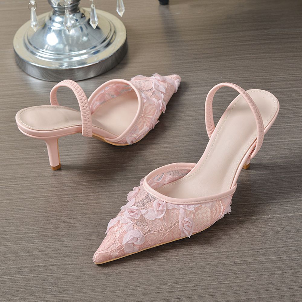 Pointed-toe embroidered lace high heels