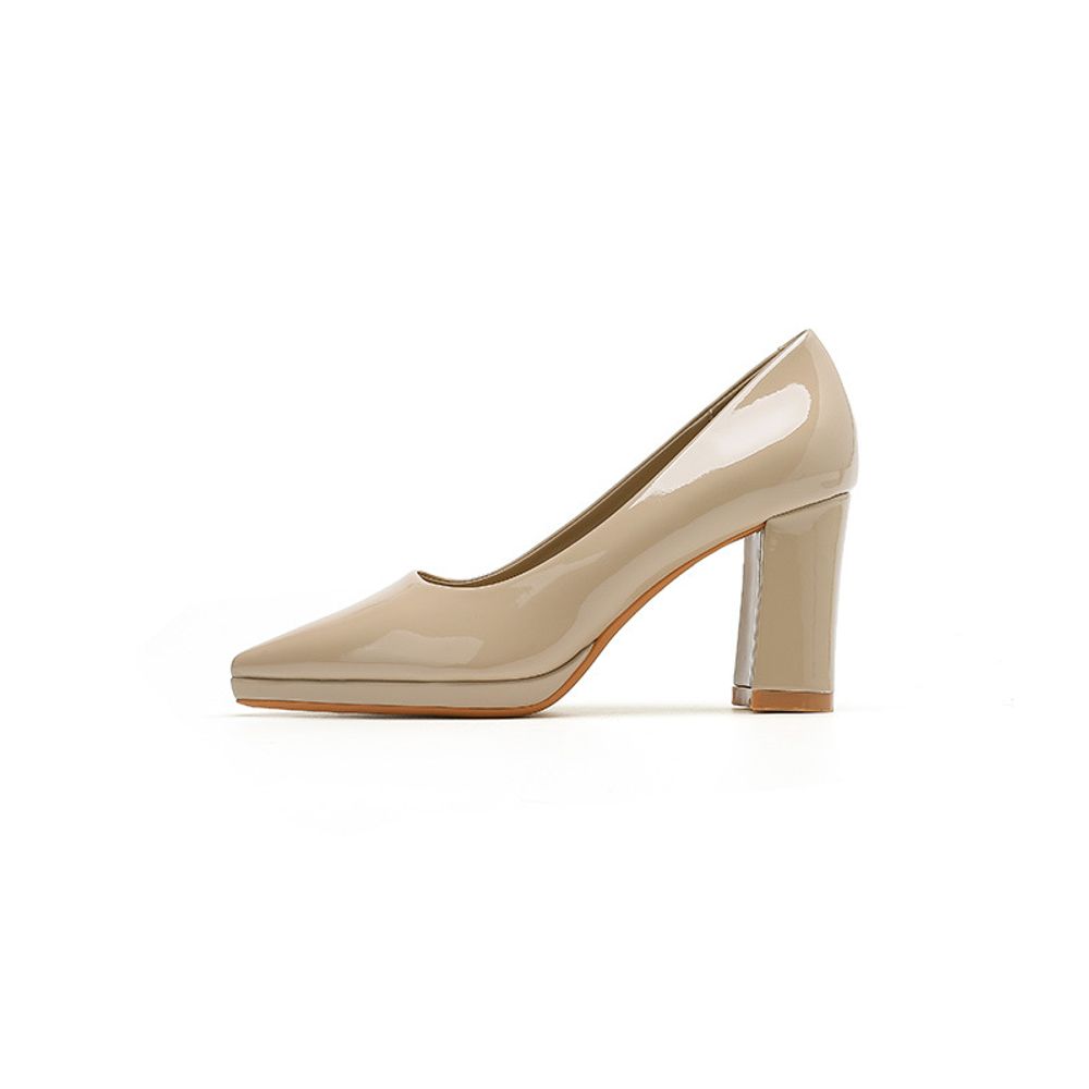 Pointed-toe chunky heel high heels