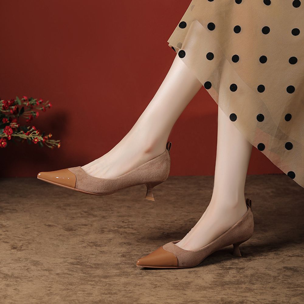 Open-toe sandals