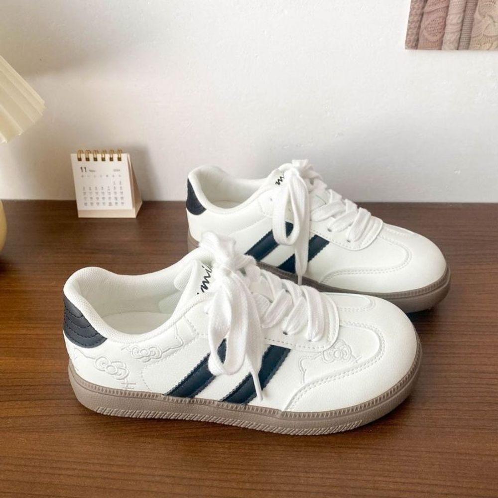 Premium Casual Sneakers