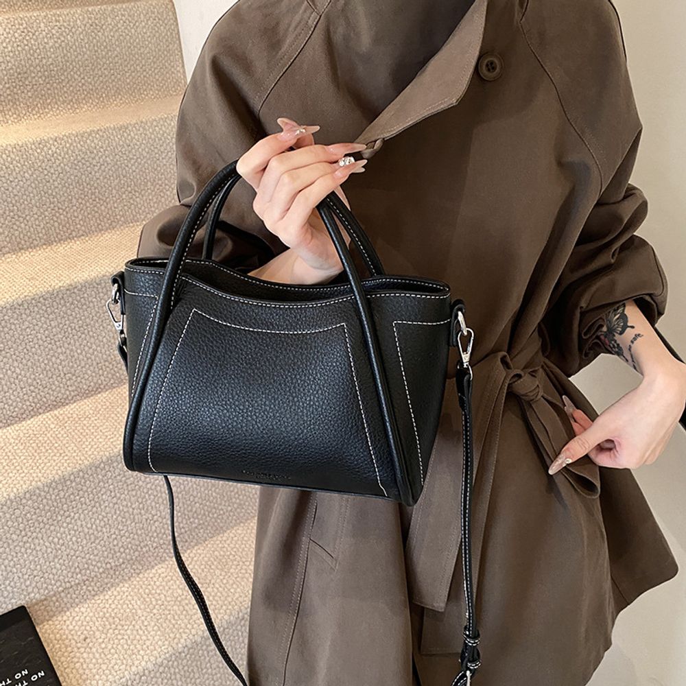 Trendy Underarm Bag