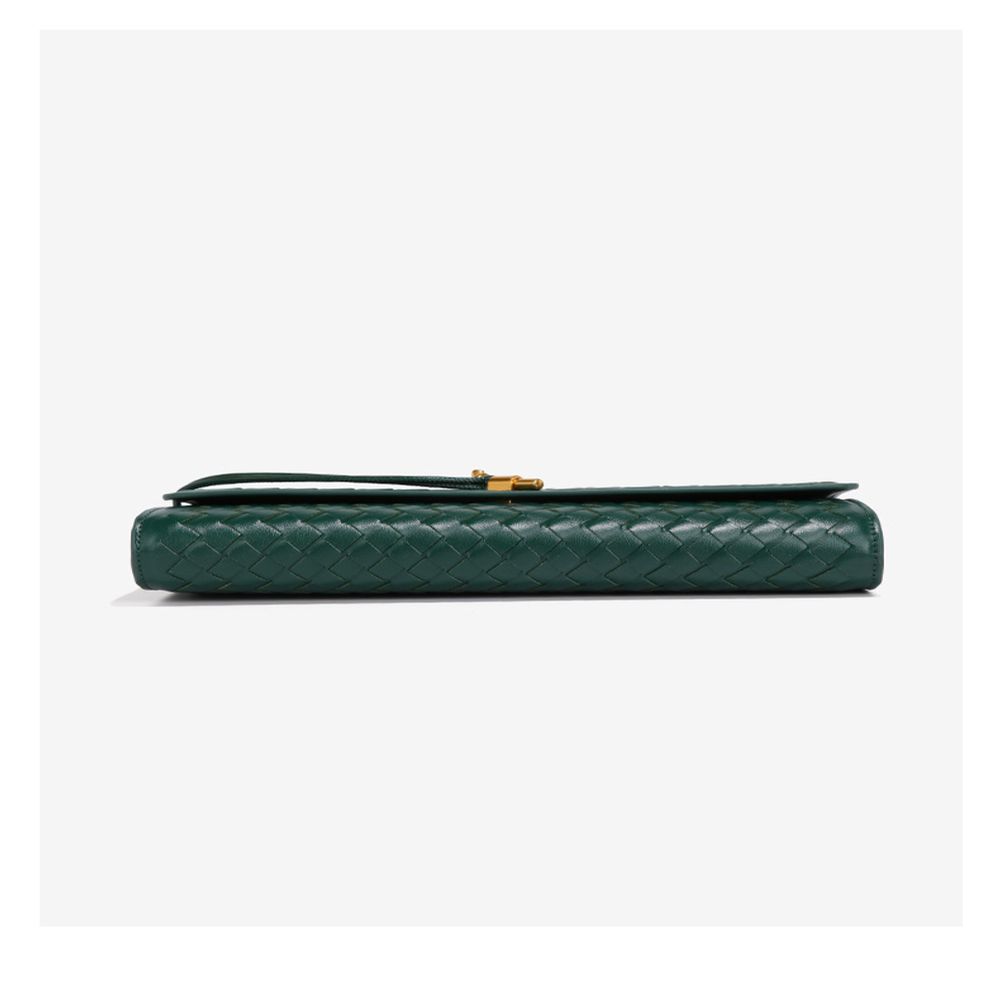 Baguette shoulder bag