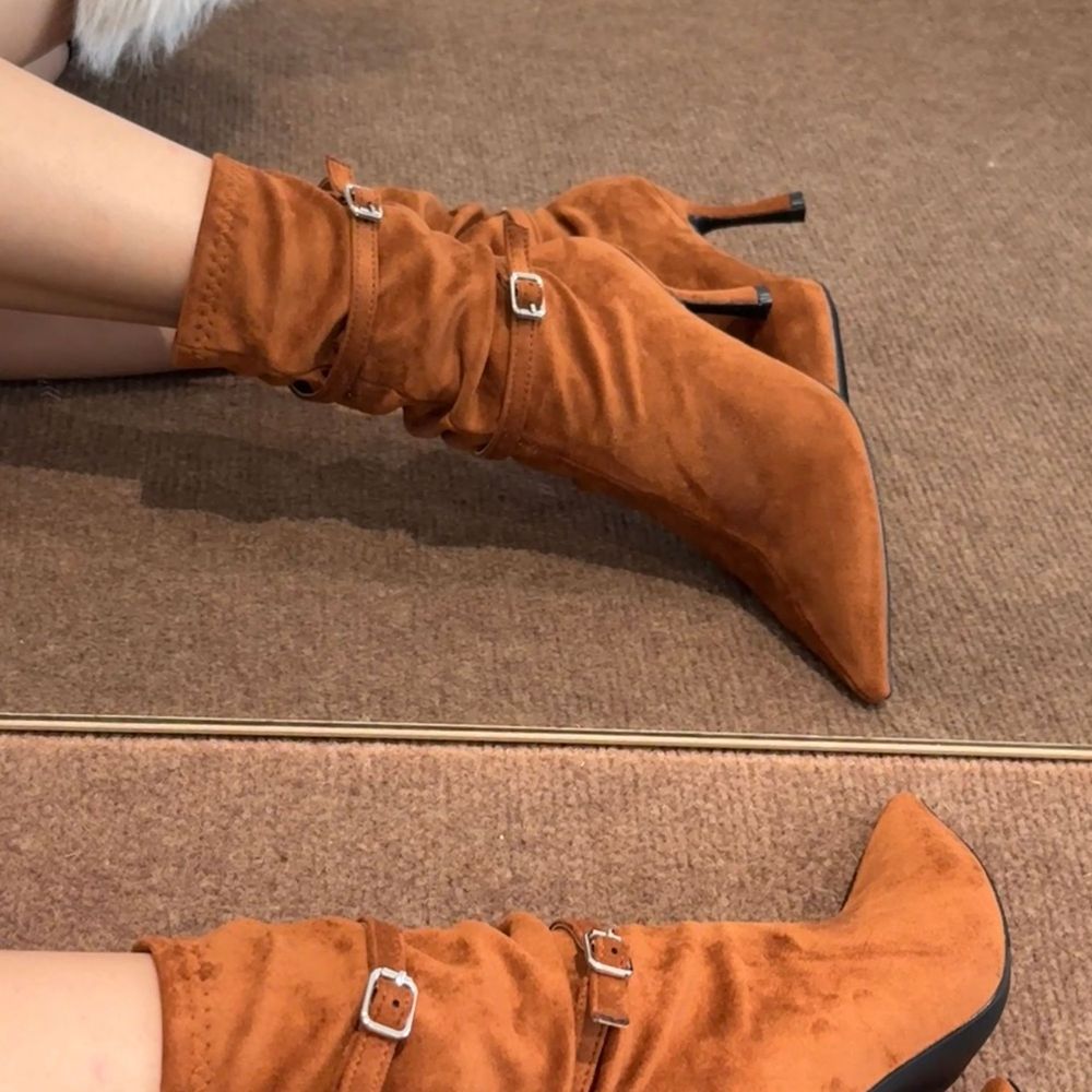 Belt buckle pleated ankle boots