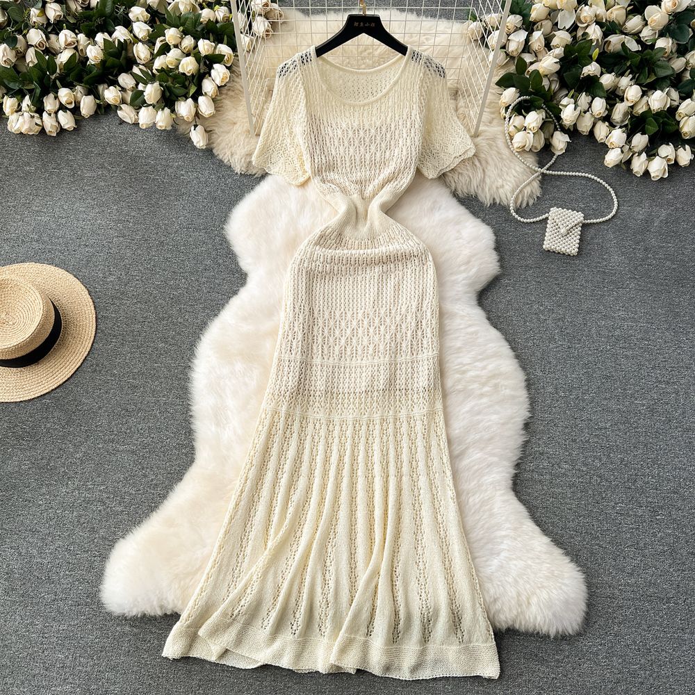 Hollow-out knitted maxi dress