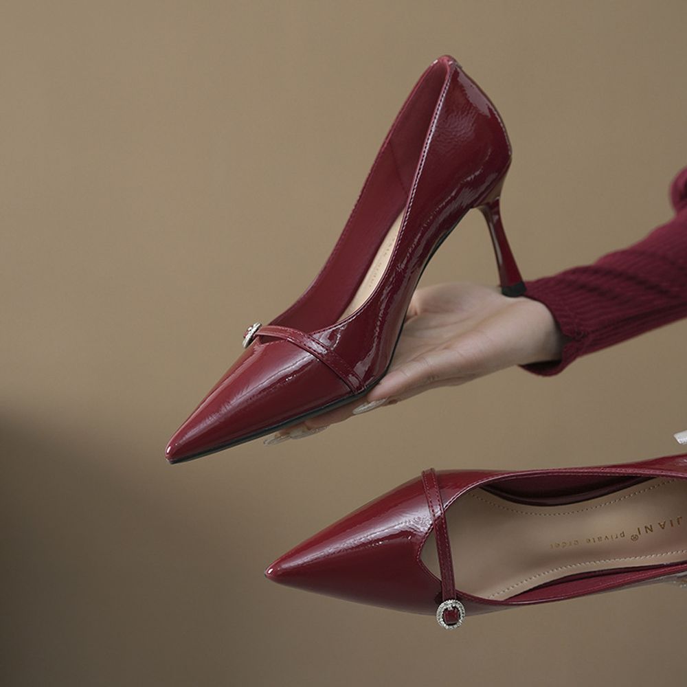 Pointed Toe stiletto high