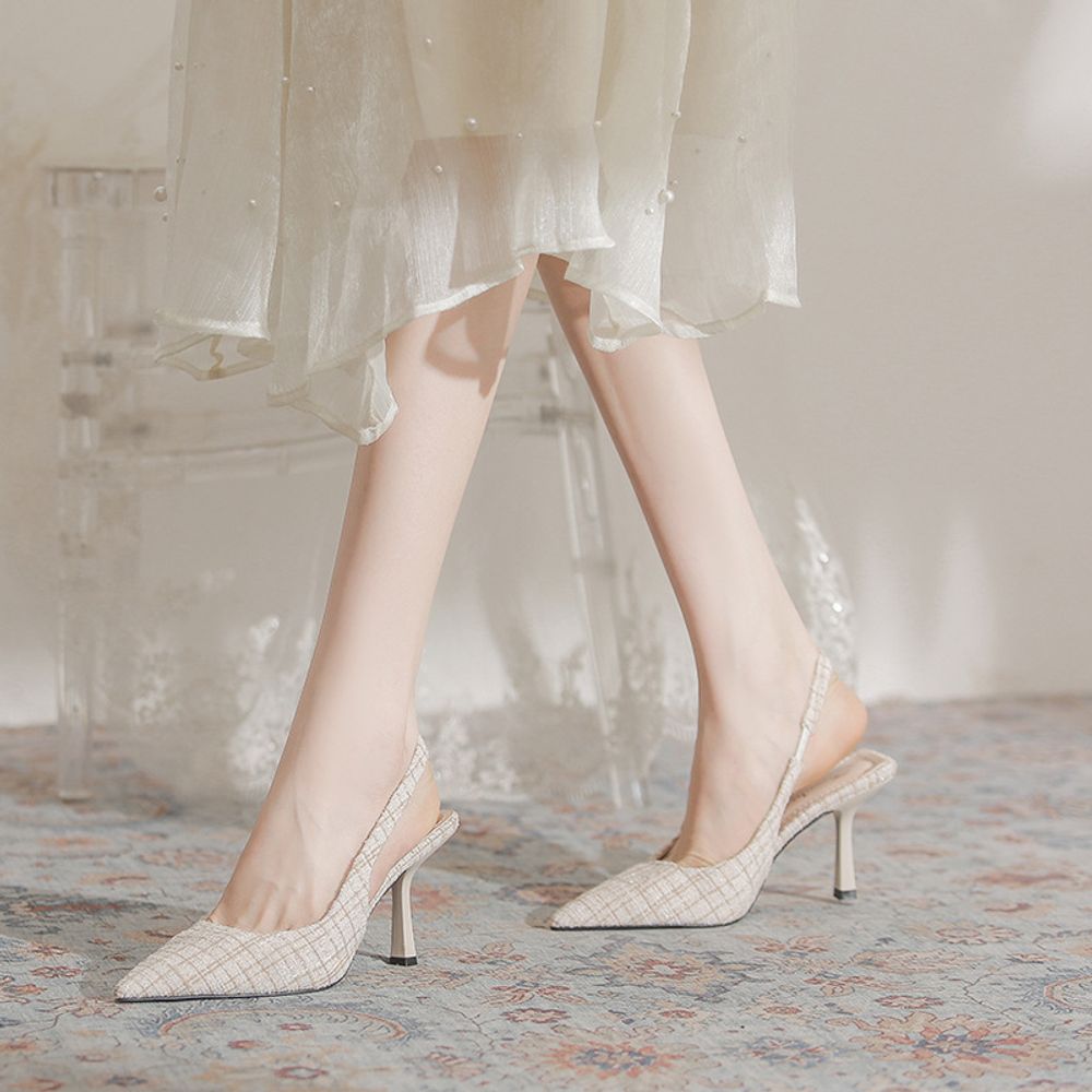 Open back mid-heel