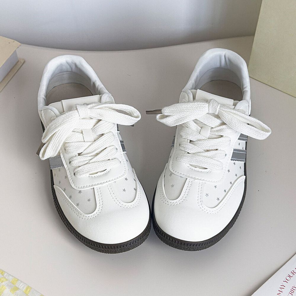 Lightweight Casual Sneakers