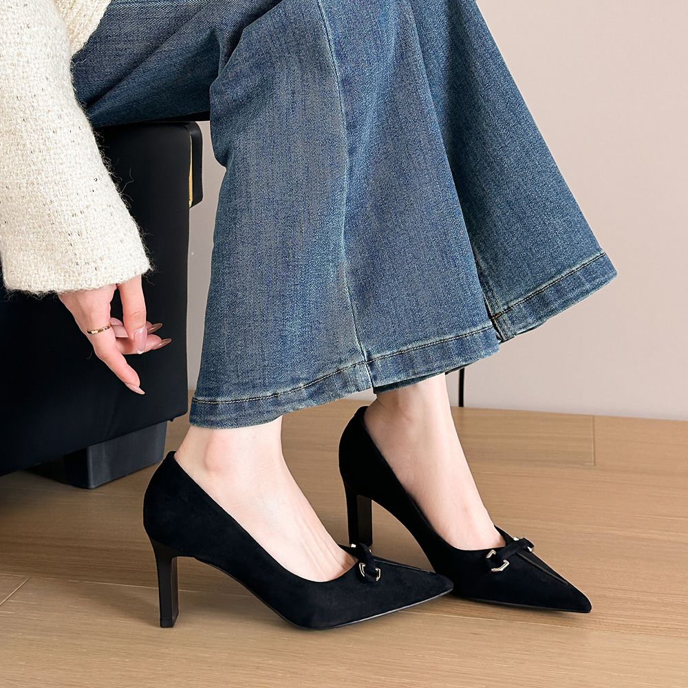 Velvet Pointed Thick Heels