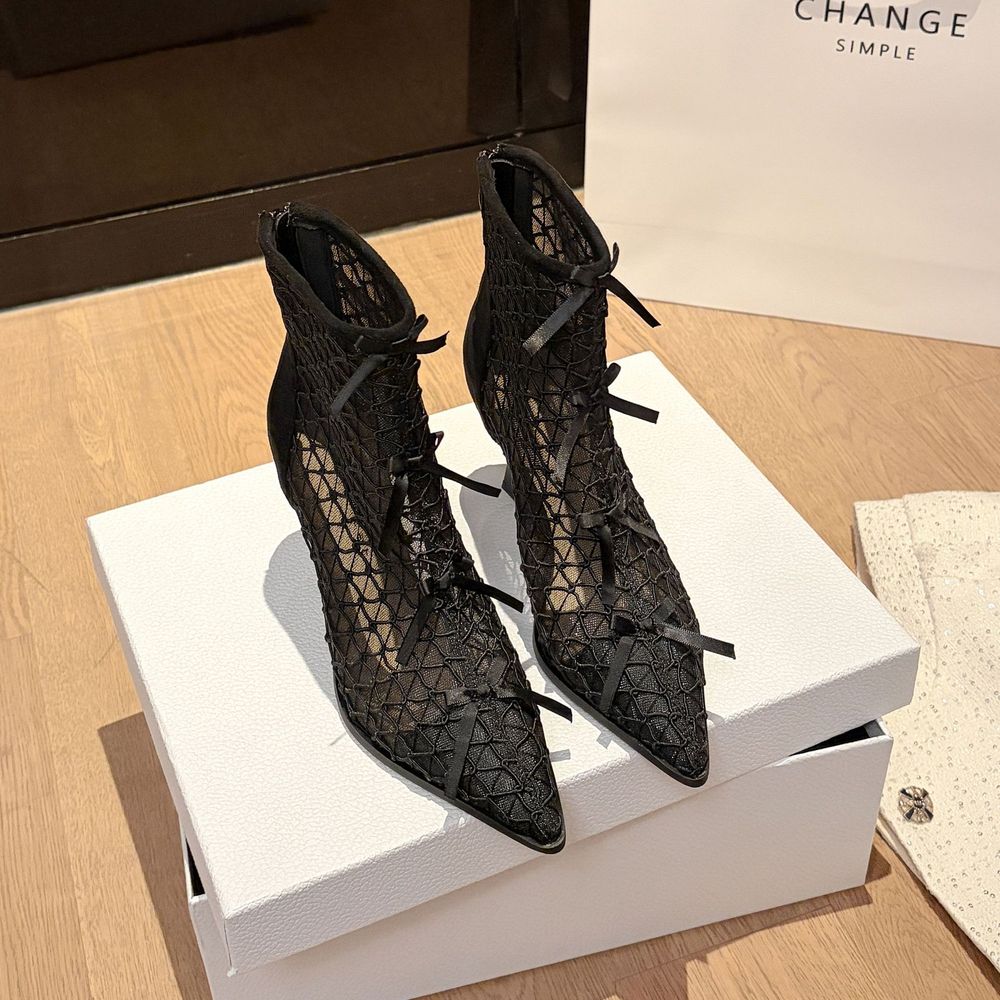 Mesh Pointed Boots