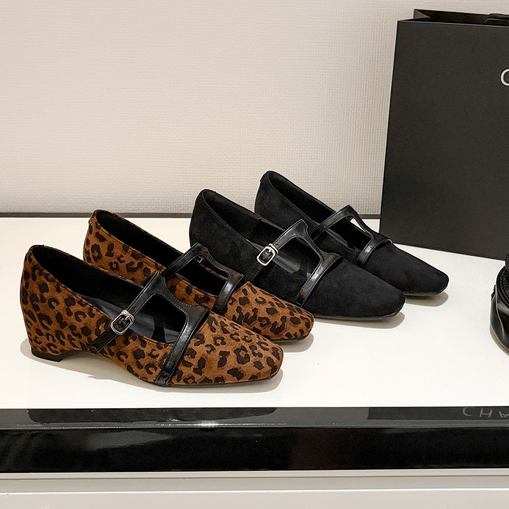 Suede Leather Printed Flat Shoes