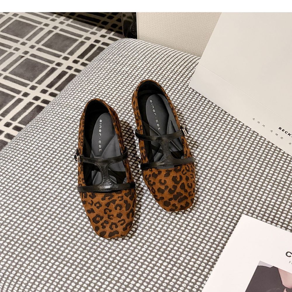 Suede Leather Printed Flat Shoes