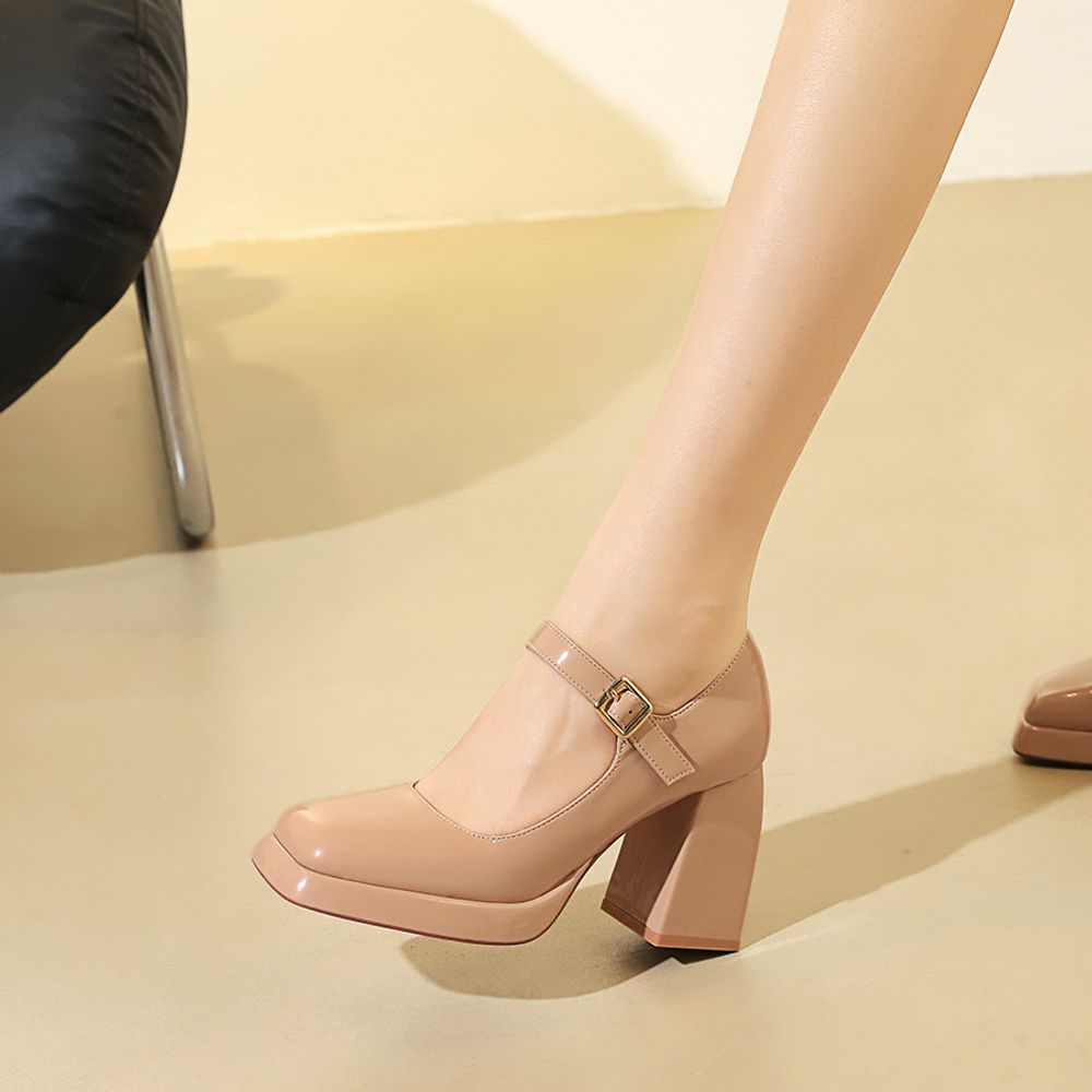 Trendy Mary Jane Heels