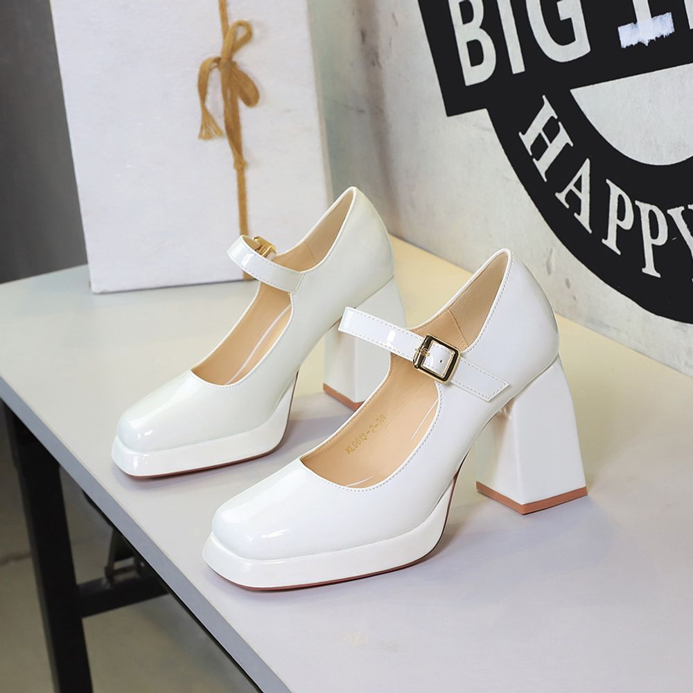 Trendy Mary Jane Heels